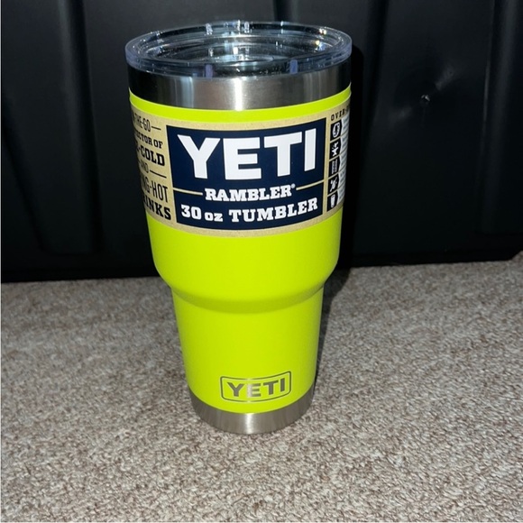 Yeti Other - NWT Yeti 30OZ Chartreuse Magslider Lid